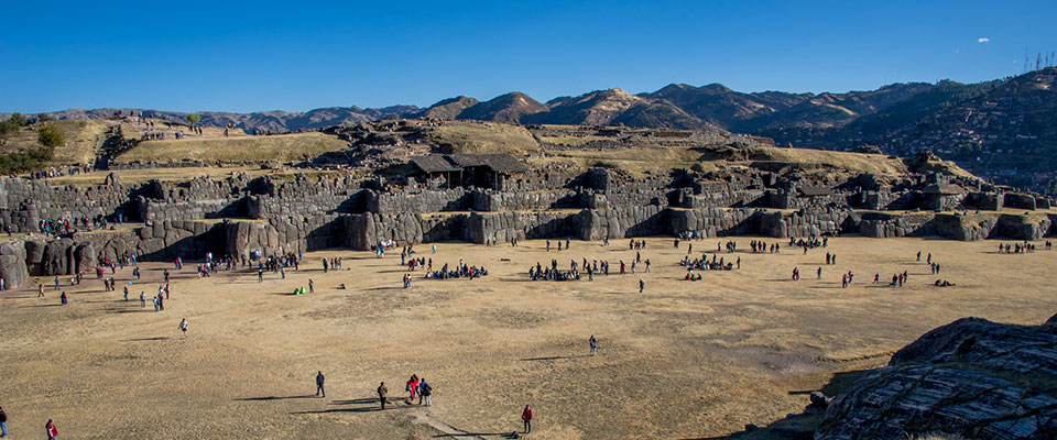 Cusco and Inca Trail 7 days - Day 2: The Fortress of Sacsaywaman - Cusco