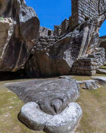 machu picchu Templo del condor