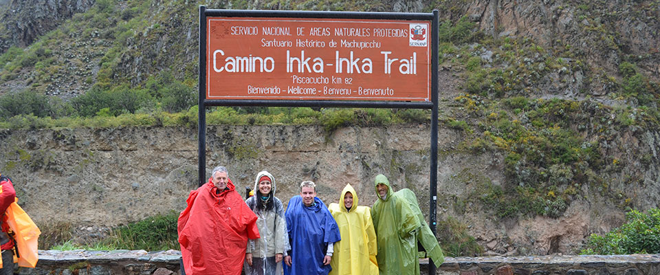 Inca Trail To Machu Picchu 5 days - Day 1: Cusco – Piscacucho – Wayllabamba